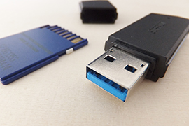 USBメモリやSDカードなど、周辺機器が認識されない